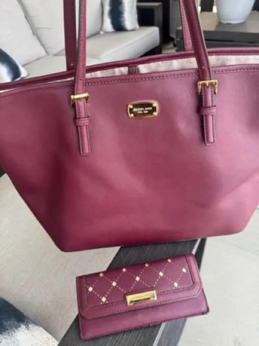 N/A purse new